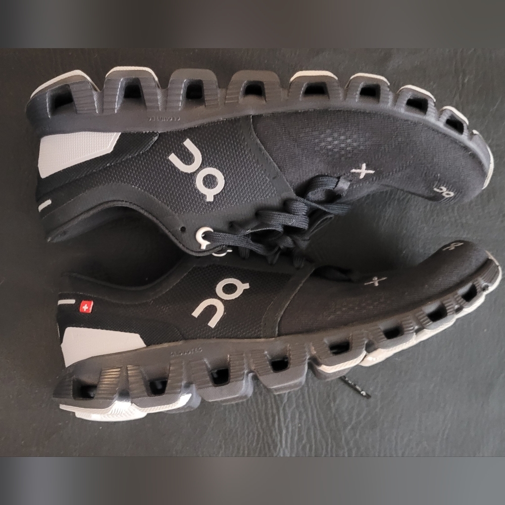 On Running Sneakers women size  Cloud X3